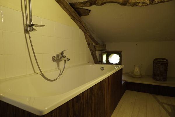 Bed and breakfast's bathroom  